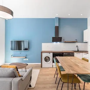 Castellane Centre : Deux Appartement